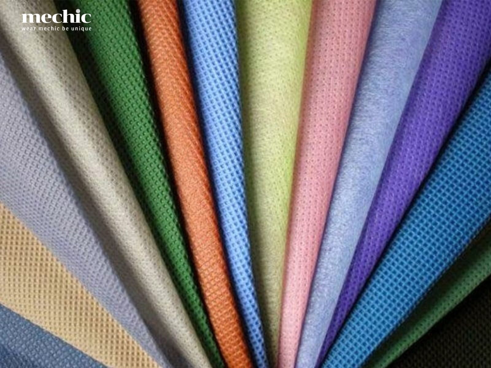Vải Polyester không chỉ bền bỉ mà còn sở hữu những đặc tính vượt trội như kháng khuẩn, phù hợp cho những sản phẩm yêu cầu chất lượng cao