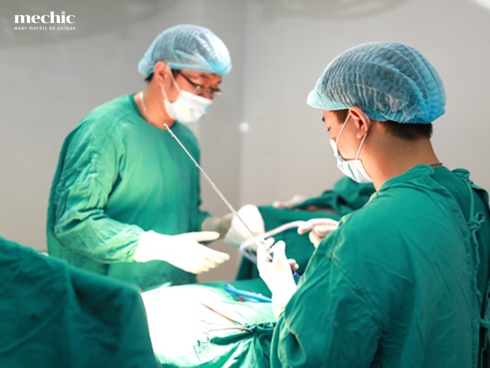 Đồng phục màu xanh có tác động tới tâm lý, giảm mỏi mắt và tăng khả năng tập trung