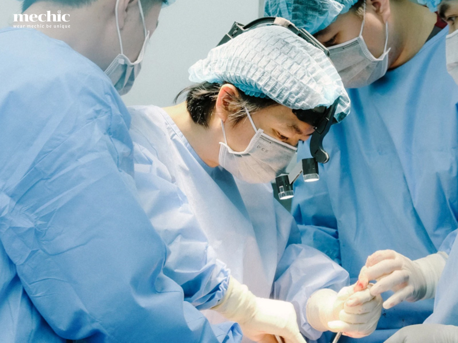 Lợi ích của việc sử dụng màu xanh trong đồng phục phẫu thuật